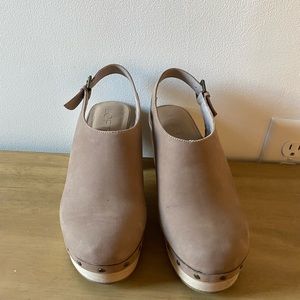 Loft clogs